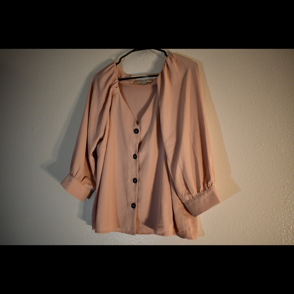 Top - Picture 2 of 4